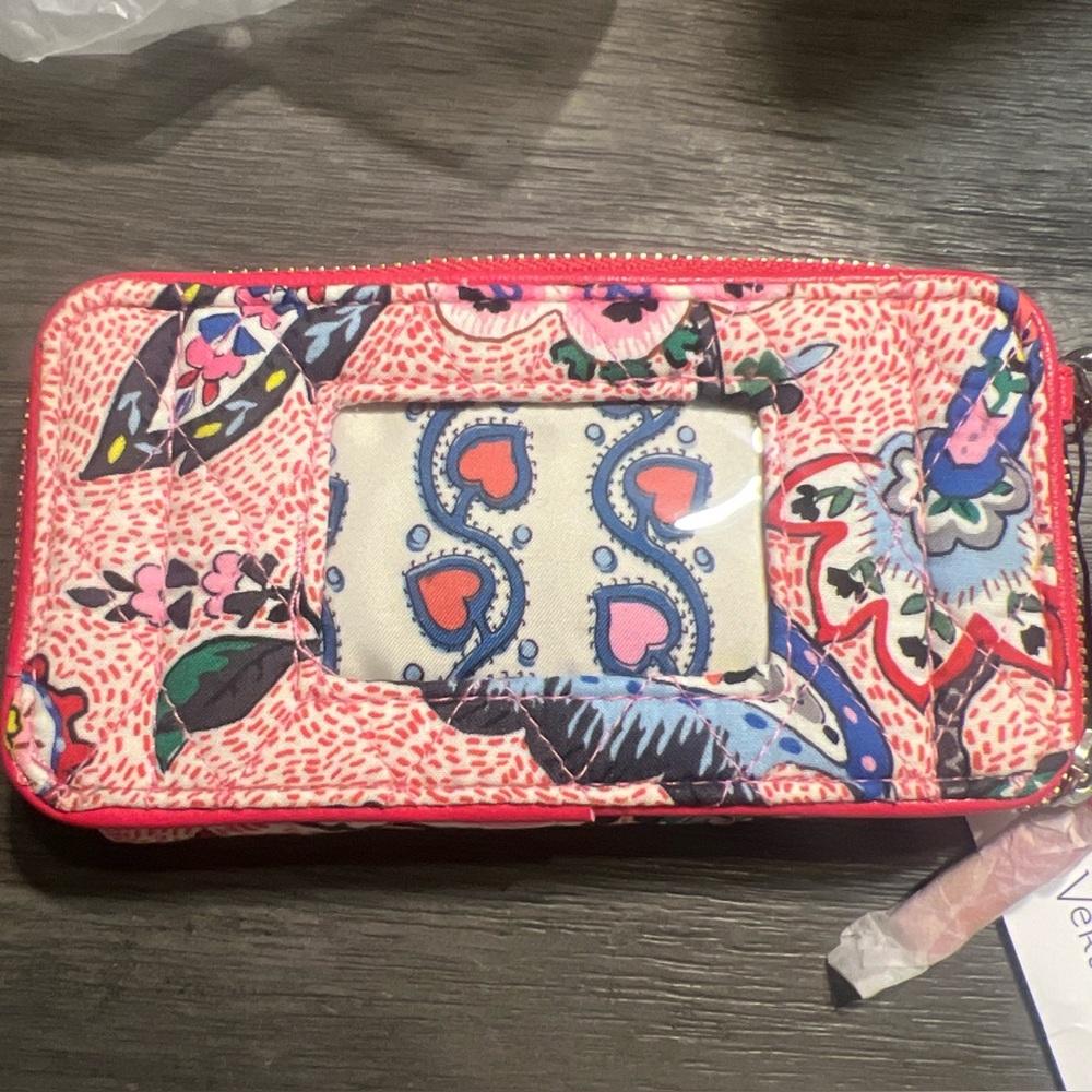 Retired Vera Bradley RFID Smartphone Wristlet Stitched Flowers IPhone 13 Mini